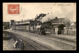 14 - LISIEUX - TRAIN EN GARE DE CHEMIN DE FER  - Lisieux