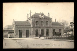 78 - MAISONS-LAFFITTE - FACADE DE LA GARE DE CHEMIN DE FER - Maisons-Laffitte