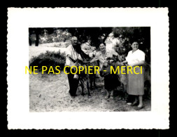 CORSE - PERSONNAGES ET ANES EN 1951 - FORMAT 10.5 X 8 CM - Orte