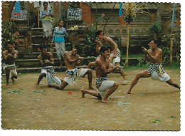 THE KRIS DANCERS OF THE BARONG PLAY.-  BALI.- ( INDONESIA ) - Indonésie