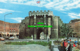 R573917 Bargate. Southampton. Salmon - Wereld