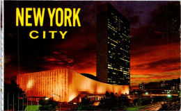 2-5-2024 (3 Z 36) USA - New York City United Nations Building At Night - Autres Monuments, édifices