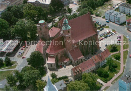 73754418 Zary Sorau PL Glockenturm Pfarrkirche Und Waechterturm Fliegeraufnahme  - Polen