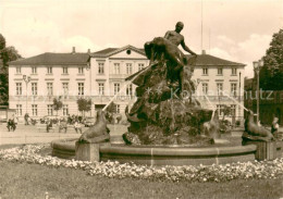 73754361 Schwerin  Mecklenburg Schiffbruechigendenkmal Am Grunthalplatz Brunnen  - Schwerin