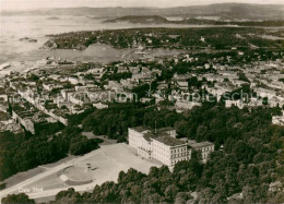 73680656 Oslo Norway Slott Schloss Fliegeraufnahme  - Norvegia