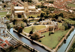 73645302 Wells Mendip Aerial View Of Wells Cathedral  - Sonstige & Ohne Zuordnung