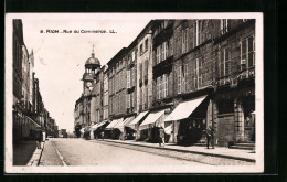 CPA Riom, Rue Du Commerce  - Riom