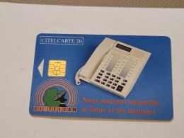 Ivory Coast-CI-CIT-0019)-telephone Nous-(37)-(20units)-(000223953)-(tirage-150.000)-used Card+1card Prepiad Free - Ivoorkust