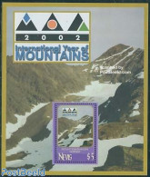 Nevis 2002 Int. Mountain Year S/s, Mint NH, Sport - Mountains & Mountain Climbing - Climbing