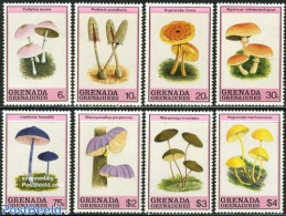 Grenada Grenadines 1989 Mushrooms 8v, Mint NH, Nature - Mushrooms - Hongos