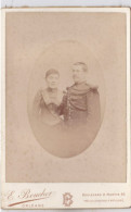 Photo De Cabinet Orléans Beau Couple D' Orléanais Dont Militaire Régiment à Identifier Photo E Boucher Orléans Réf 30073 - Personnes Anonymes