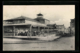 CPA St-Maixent, Les Halles Vue De La Rue  - Other & Unclassified