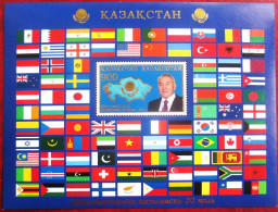 Kazakhstan   2013  President N. Nazarbaev . Flags    S/S    MNH - Kasachstan