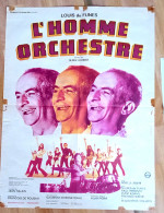 Affiche Orig Ciné L'HOMME ORCHESTRE Louis De Funes 80X60CM Serge KORBER 1970 Illus Rau - Plakate & Poster