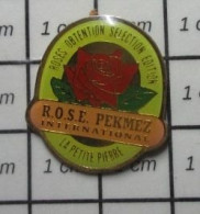 513G Pin's Pins / Rare Et De Belle Qualité / MARQUES : ROSE OBTENTION INTERNATIONAL PEKMEZ LA PETITE PIERRE - Marche