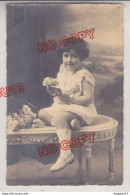 Au Plus Rapide Carte Photo Famille Arménienne Arménie Enfant Diaspora Fillette - Armenien