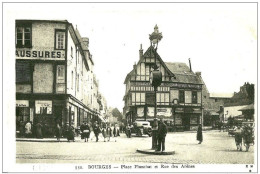 Bourges. Place Planchat Et La Rue Des Arènes. - Bourges