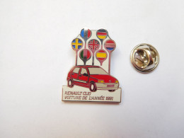 Beau Pin's En EGF ,  Auto Renault Clio , Voiture De L'année 1991 , Rouge , Signé SOFREC - Renault