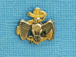 1 PIN'S /  ** INSIGNE 3°RIMA / 3°RÉGIMENT D'INFANTERIE DE MARINE ** . (DRAGO). - Militares