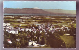 01 - DIVONNE-les-BAINS - VUE AÉRIENNE DE LA VILLE ET LE LAC LEMAN - COLORISÉE -  - Divonne Les Bains