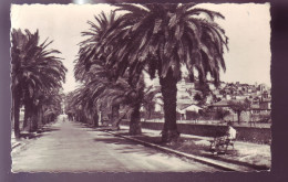 83 - HYERES - AVENUE GODILLOT - ANIMÉE -  - Hyeres