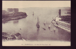 13 - MARSEILLE - PASSE DU VIEUX PORT - BATEAUX -  - Alter Hafen (Vieux Port), Saint-Victor, Le Panier