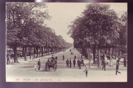 21 - DIJON - UNE ALLEE DU PARC - ANIMEE -  - Dijon