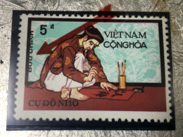 VIET NAM SOUTH STAMPS (ERROR Printed Deviate FONT 1972)1 STAMPS Rare - Vietnam