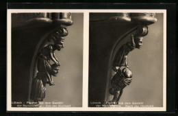 AK Lübeck, Zwei Ansichten Von Figuren Aus Dem Gestühl Der Marienkirche-Vor- Und Nach Der Hochzeit  - Lübeck