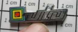 713G Pins Pin's / Rare & Belle Qualité AUTRES / JOLI MAIS ILLISIBLE - Other & Unclassified