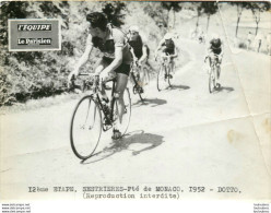 TOUR DE FRANCE 1952 DOTTO 12ème ETAPE PHOTO DE PRESSE ARGENTIQUE FORMAT 20 X 15 CM - Sports