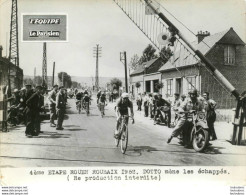 TOUR DE FRANCE 1952 DOTTO MENE LES ECHAPPES 4ème ETAPE PHOTO DE PRESSE ARGENTIQUE FORMAT 20 X 15 CM - Sports