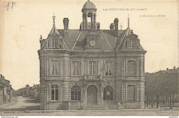 51 LA NEUVILLE AU PONT L'HOTEL DE VILLE - Otros & Sin Clasificación