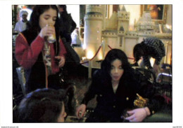 MICHAEL JACKSON NOEL A NEVERLAND 1999 LA STAR ENTOUREE D'ENFANTS N°9 PHOTO DE PRESSE ANONYME - Personalidades Famosas