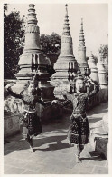 Cambodge - Danseuses Cambodgiennes - CARTE PHOTO Ed. Inconnu - Cambodge
