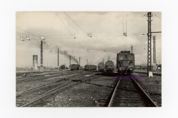 Photo Locomotive SNCF BB 935 Autres Locomotives Dont Vapeur Triage Valenton 1957 Seine 75 France Train Gare BB900 141R - Treni