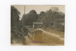 Photo Train Banlieue Ouest Voiture Réversible 3ème Rail Paris 75 Saint Germain En Laye 78 Ouest France Automotrice Etat - Eisenbahnen