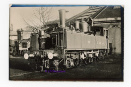 Photo Locomotive Est Série 8 V.647 Vincennes Rotonde Banlieue Paris 75 Seine France Train Gare Chemin Fer Vapeur 131TA - Treinen