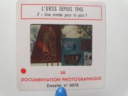 Photo Diapo Diapositive Slide URSS Depuis 1945 N°7 Une Armée Pour La Paix ? Académie FROUNZE MOSCOU En 1967  VOIR ZOOM - Diapositivas