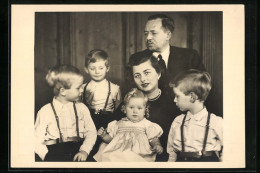 AK Fürstliche Familie Franz Josef II. Und Fürstin Georgine Von Liechtenstein Mit Ihren Kindern  - Liechtenstein
