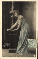 CPA Schauspielerin Leblanc, Portrait, Autogramm - Actors