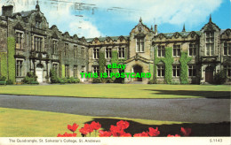 R581786 St. Andrews. St. Salvator College. The Quadrangle. E. T. W. Dennis. Phot - Monde