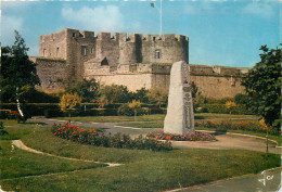 BREST Le Chateau Et Le Monument Commemoratif Du Sous Marin (scan Recto Verso)MF2712 - Brest