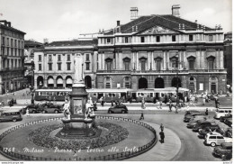 Milan / Milano, Piazza E Teatro Delle Scala, Voitures, Tramway, Neuve - Milano (Milan)