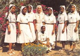 CAMEROUN Mgr LOUCHEUR Et Soeurs à YAOUNDE église Catholique Jesus Christ  31 (scan Recto Verso)MF2724VIC - Camerún