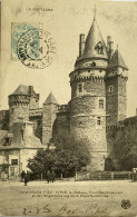 CPA VITRE. Le Château, Tours St Laurent Et De L'Argenterie Vus De La Place St Yves (n°52) - Vitre