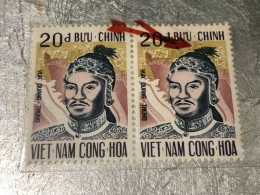 VIET NAM SOUTH STAMPS (ERROR Printed With Tip On Top  1972-20DONG )1 STAMPS Rare - Vietnam
