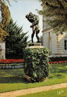 MONTARGIS Statue Du Chien Terrassant L'assassin De Son Maitre Par DEBRIE  9 (scan Recto Verso)MF2748TER - Montargis