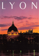 LYON  Crépuscule Sur Le Dome De L'hotel Dieux  28 (scan Recto Verso)MF2750TER - Lyon 2