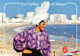 LES SABLES D' OLONNE Sablaise Coiffe Et Costume Sur Le Remblai  3 (scan Recto Verso)MF2758TER - Sables D'Olonne